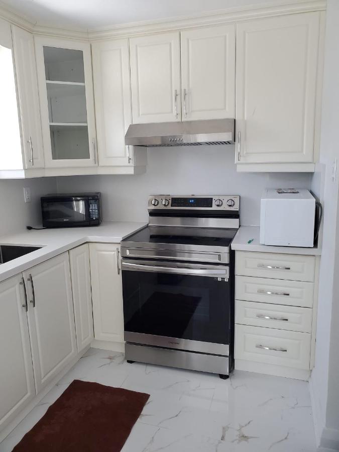 Ferienwohnung Maxwell Esabu Toronto Exterior foto